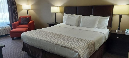 Parkwood Inn & Suites image 14