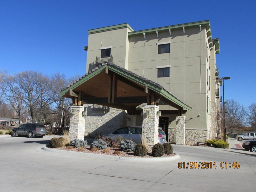 Parkwood Inn & Suites Image 22